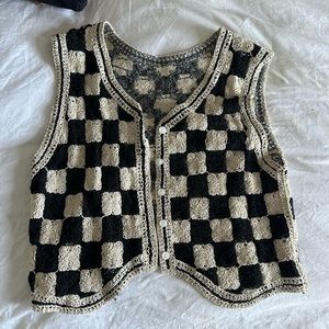 Button up vest, crochet